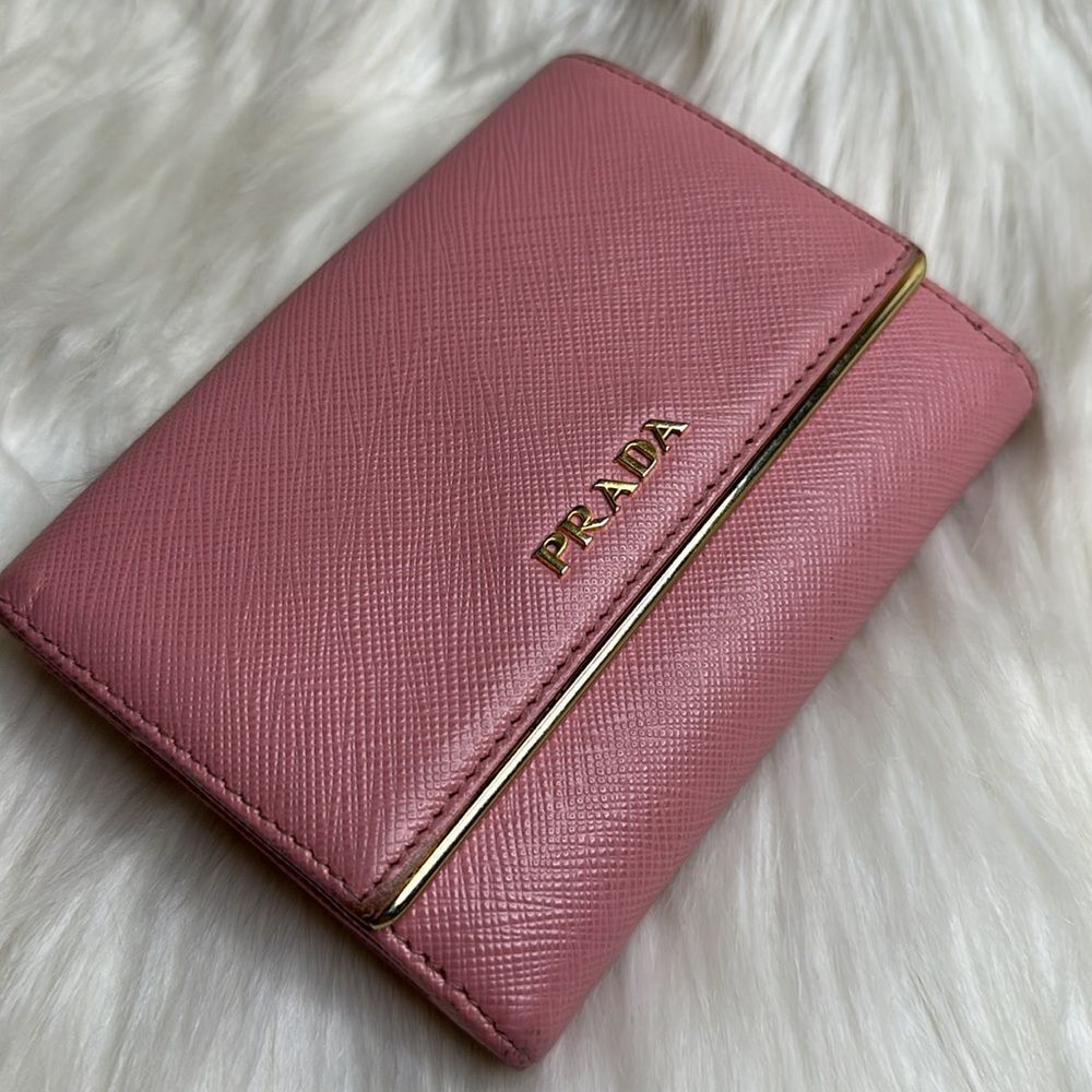 💯Authentic Prada compact Wallet 🍀 - Picture 12 of 15